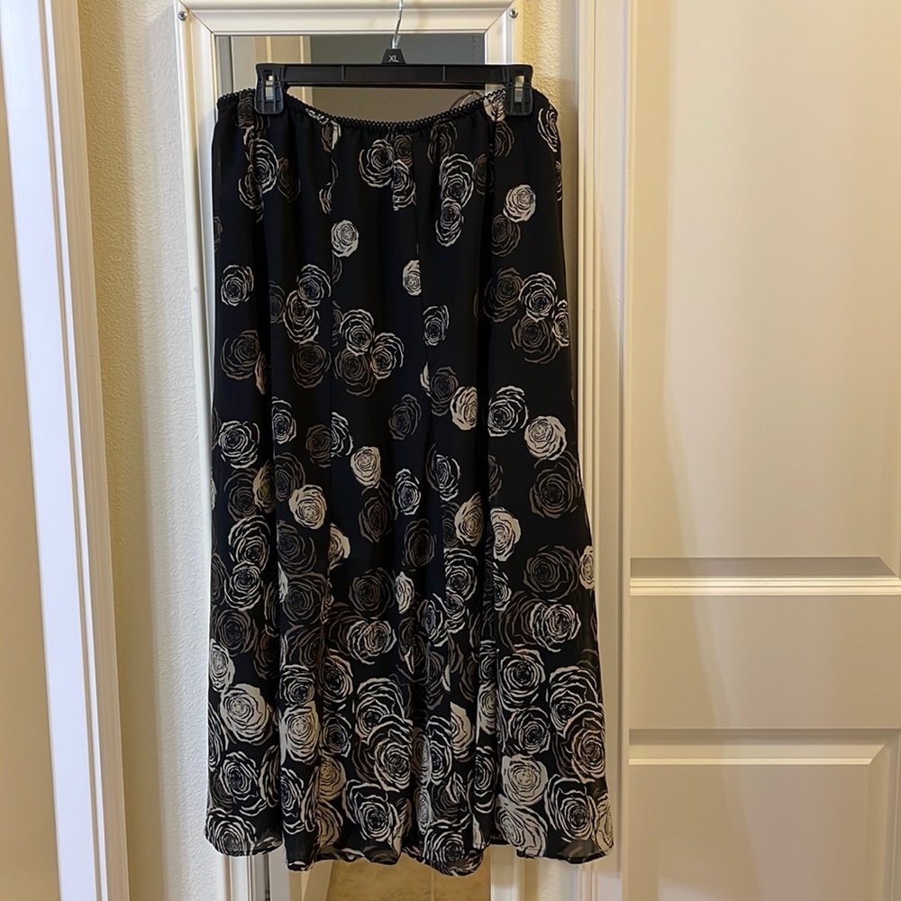 Ladies full length dressy skirt